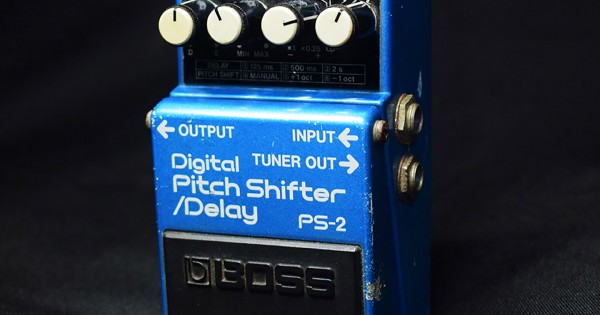 A*☆様 BOSS PS-2 Digital Pitch Shifter/Del BOSS PS 2 Digital Pitch Shifter / Delay (1980's) - YouTube